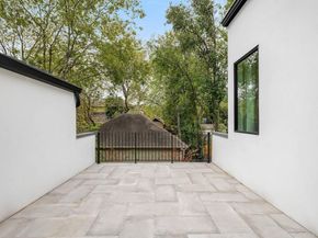 1003 Juanita ST, Austin TX 78704