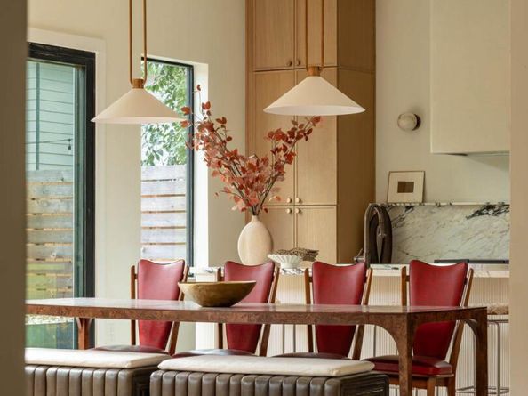 1003 Juanita ST, Austin TX 78704