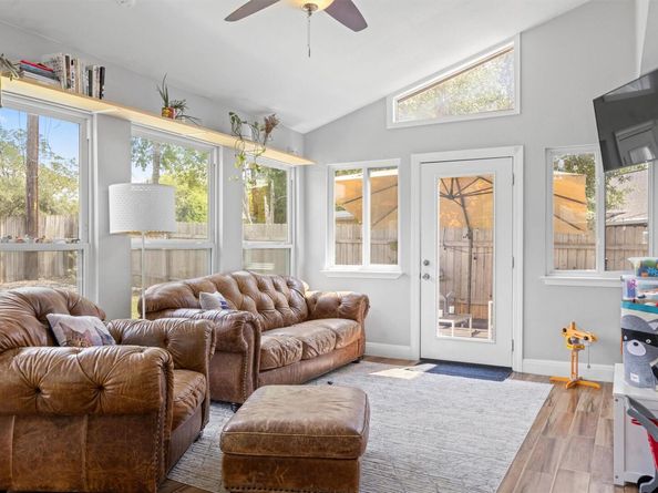 5901 Thames DR, Austin TX 78723