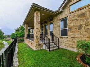 204 Maxwell WAY 39, Austin TX 78738