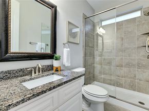 204 Maxwell WAY 39, Austin TX 78738