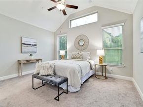 204 Maxwell WAY 39, Austin TX 78738