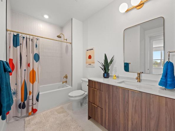 1701 Simond Ave 223, Austin TX 78723
