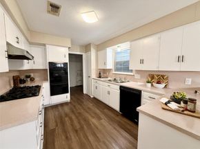 1000 Hollybluff ST, Austin TX 78753