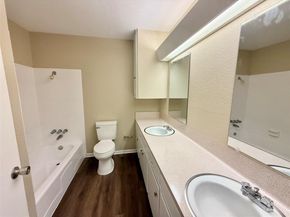 1000 Hollybluff ST, Austin TX 78753
