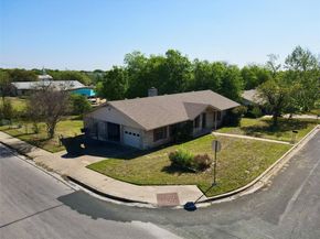 1000 Hollybluff ST, Austin TX 78753
