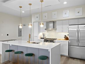 1600 Barton Springs RD 4205, Austin TX 78704