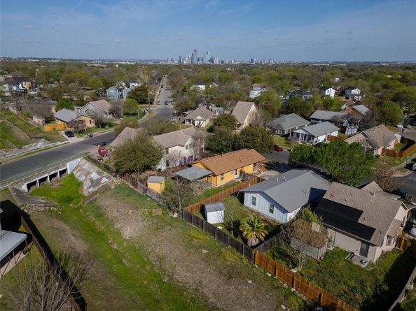 7104 Villita Avenida ST, Austin TX 78741