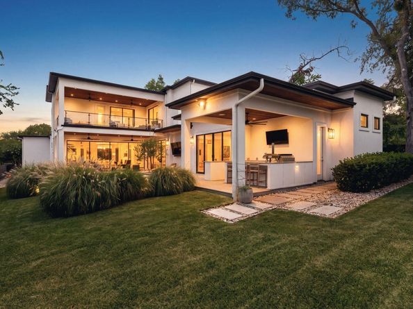 2300 Westover RD, Austin TX 78703