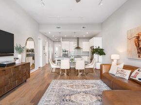 5921 Hi Line RD 1303, Austin TX 78734