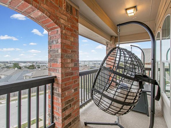 1366 Red Stag PL, Round Rock TX 78665