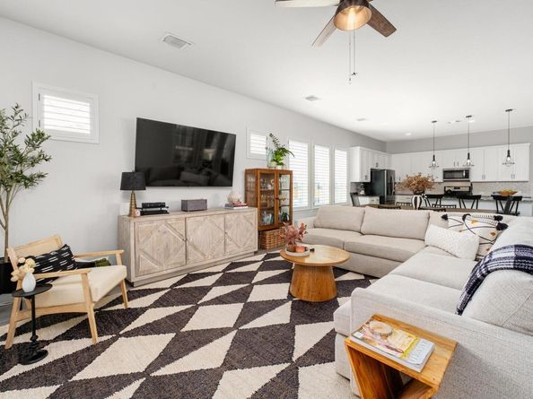 7912 Catbird LN, Austin TX 78744