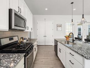 7912 Catbird LN, Austin TX 78744