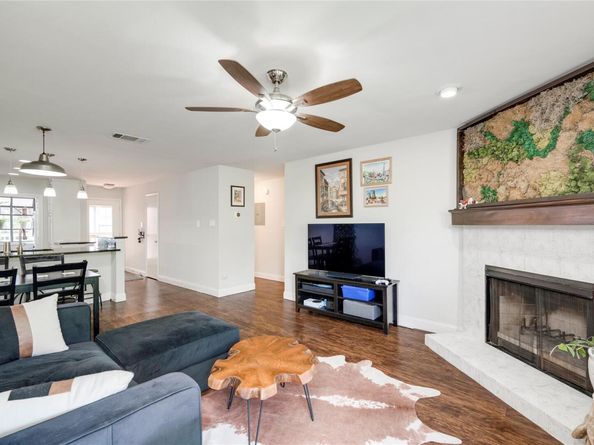 2215 Post RD 2076, Austin TX 78704