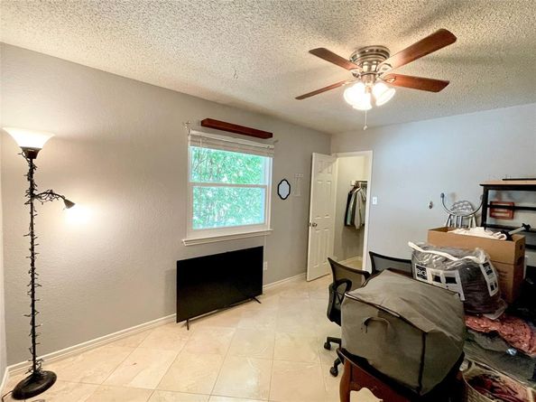 13242 Kerrville Folkway, Austin TX 78729