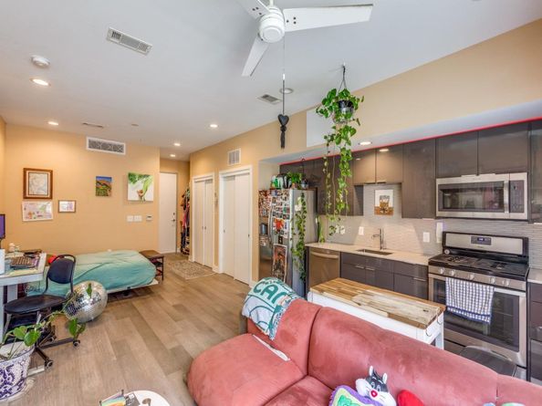 1800 E 4th ST 223, Austin TX 78702