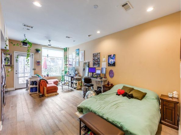 1800 E 4th ST 223, Austin TX 78702