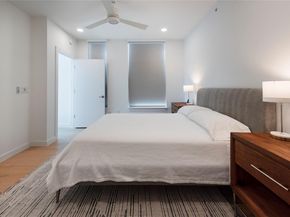 1600 S 1st ST 219, Austin TX 78704