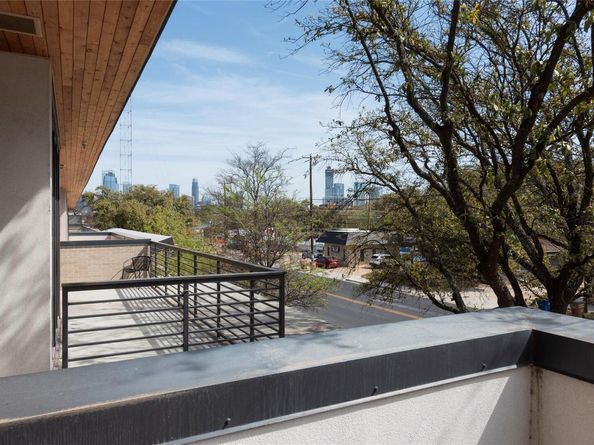 1600 S 1st ST 219, Austin TX 78704