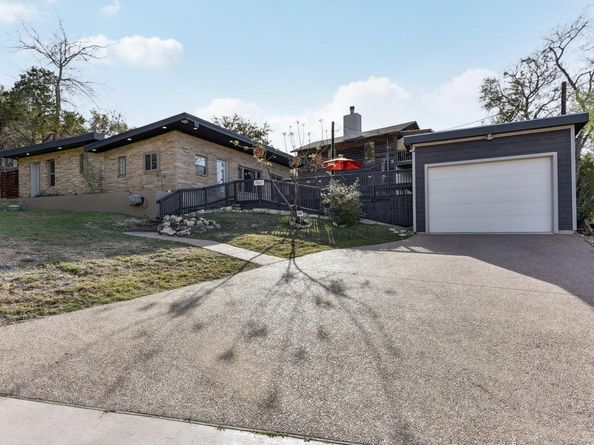 7067 Comanche TRL, Austin TX 78732