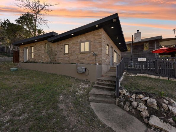 7067 Comanche TRL, Austin TX 78732