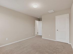 5905 Diamondleaf BND, Austin TX 78724