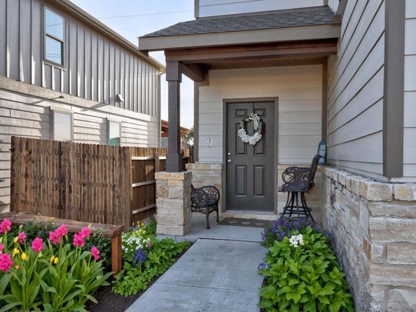 204 Perugia ST, Liberty Hill TX 78642