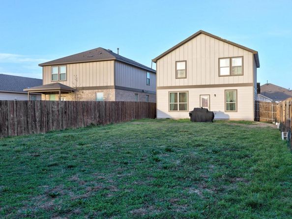 204 Perugia ST, Liberty Hill TX 78642