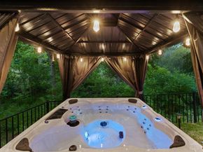 3018 Sunridge DR 8, Austin TX 78741