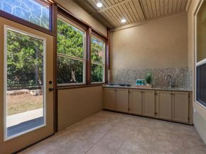 1913 Harvest Dance DR, Leander TX 78641