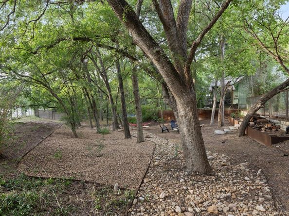 2602 Douglas ST, Austin TX 78741