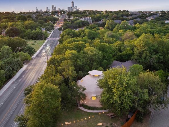 2602 Douglas ST, Austin TX 78741