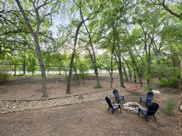 2602 Douglas ST, Austin TX 78741