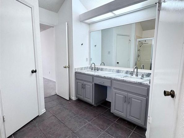 1600 Hatch RD, Cedar Park TX 78613