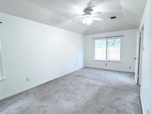 1600 Hatch RD, Cedar Park TX 78613