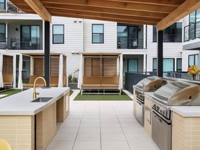 1701 Simond Ave 513, Austin TX 78723