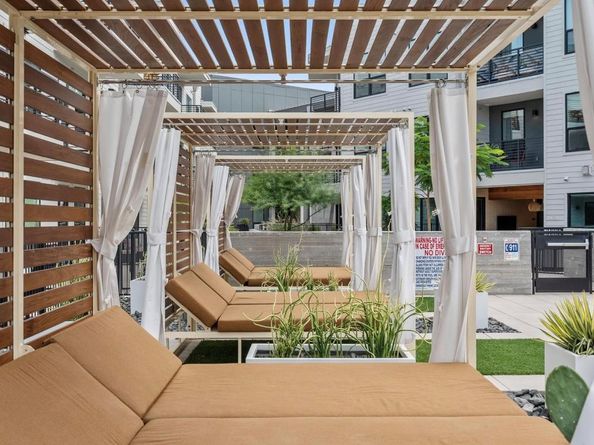 1701 Simond Ave 513, Austin TX 78723