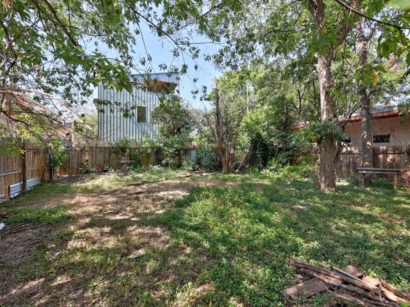 2907 E 5th ST, Austin TX 78702