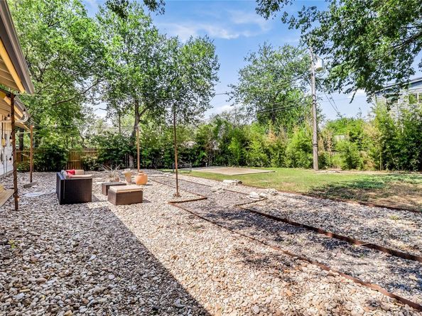 5300 Basswood LN, Austin TX 78723