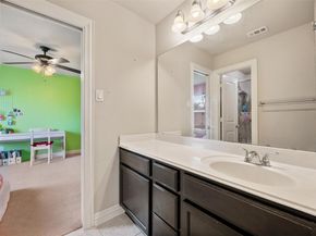 4205 Woodhaven TRL, Round Rock TX 78665