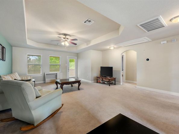4205 Woodhaven TRL, Round Rock TX 78665