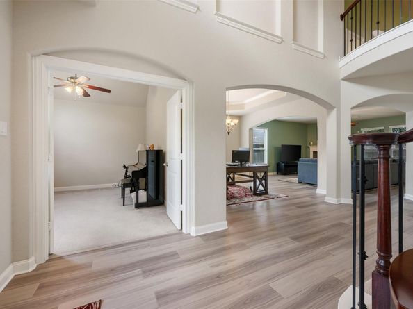 4205 Woodhaven TRL, Round Rock TX 78665