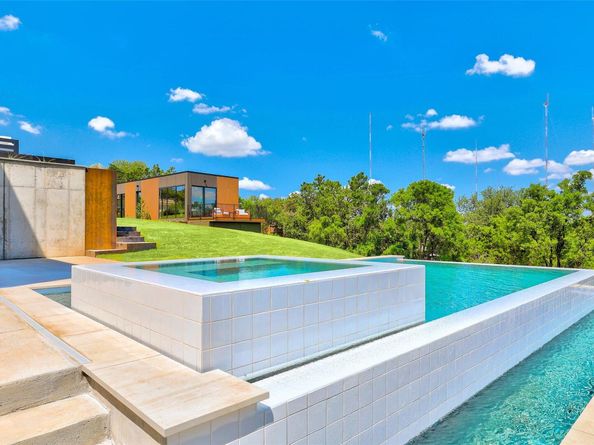 2404 Camino Alto RD, Austin TX 78746