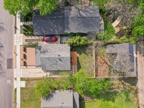 2312 Canterbury ST A & B, Austin TX 78702