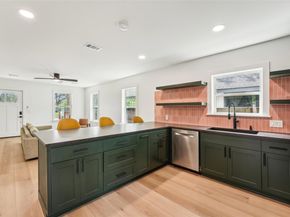 2312 Canterbury ST A & B, Austin TX 78702