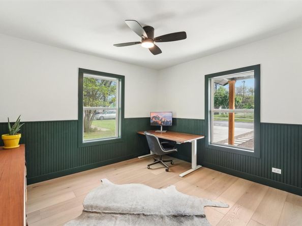 2312 Canterbury ST A & B, Austin TX 78702