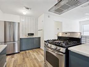 300 Tilbury LN, Austin TX 78745