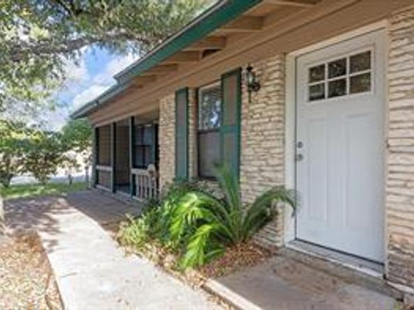 300 Tilbury LN, Austin TX 78745