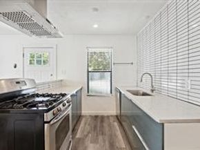 300 Tilbury LN, Austin TX 78745