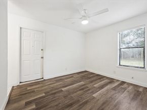 300 Tilbury LN, Austin TX 78745